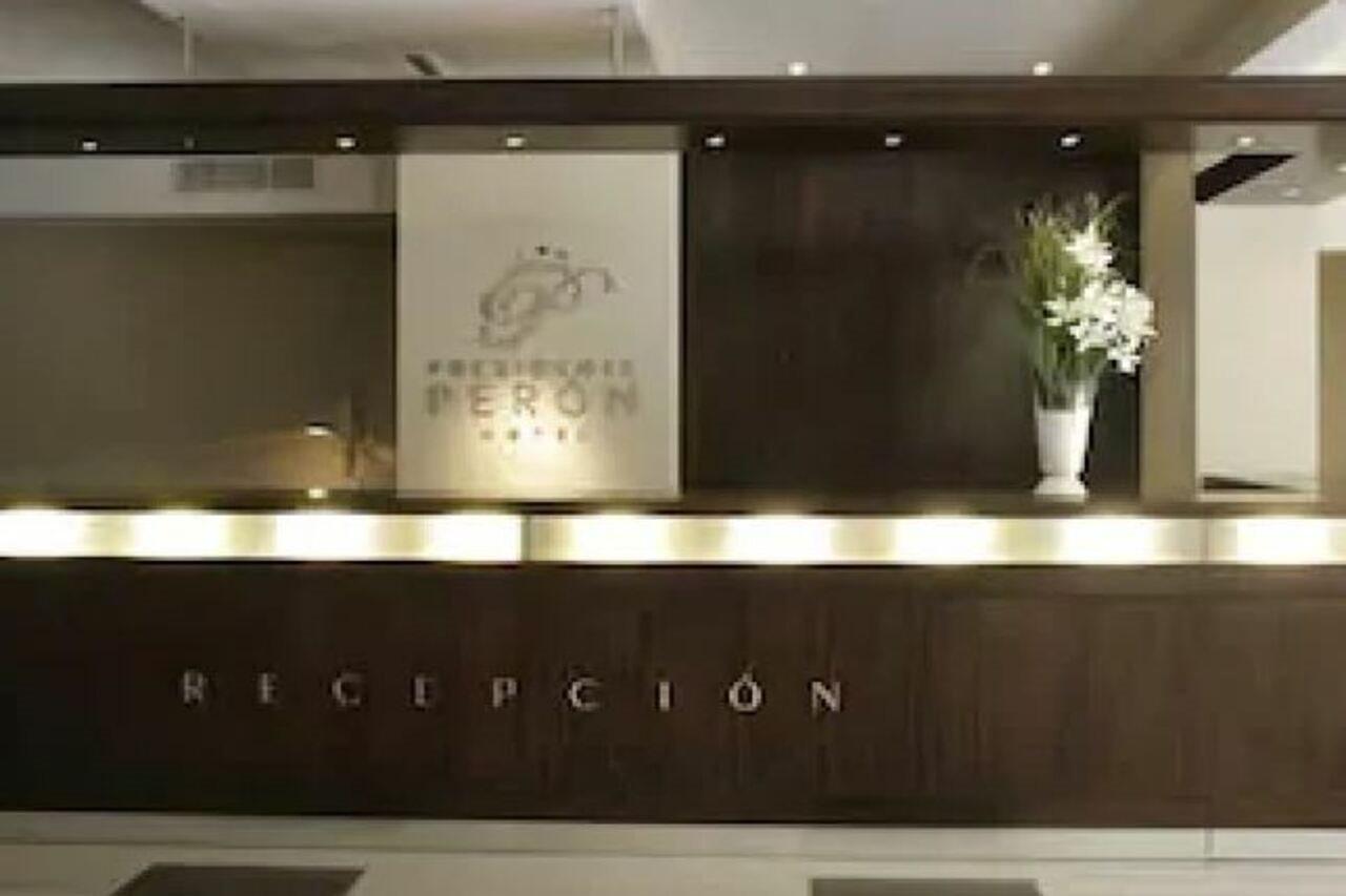 Hotel Presidente Peron Buenos Aires Bagian luar foto
