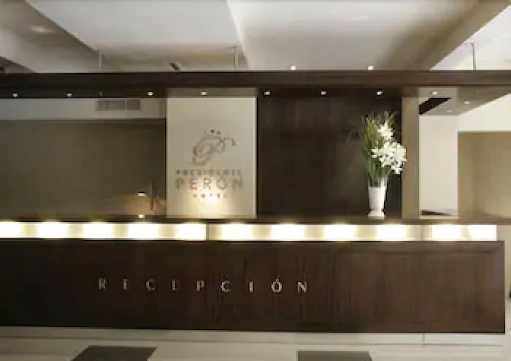 Hotel Presidente Peron Buenos Aires Bagian luar foto